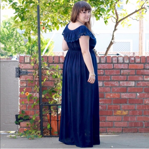 Navy Crochet Ruffle Detail Maxi Dress - Picture 3 of 6